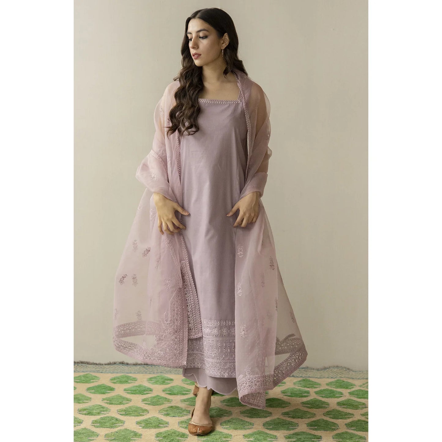 MP1178 - Summer 3PC Lawn Embroidered Suit