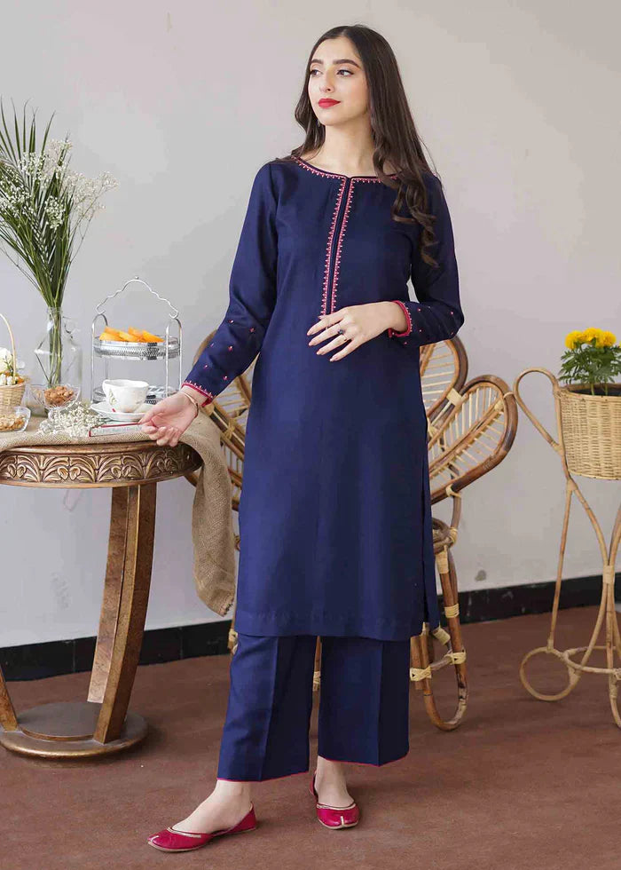 MP505-WINTER 3PC Dhanak suit with Embroidered Shawll