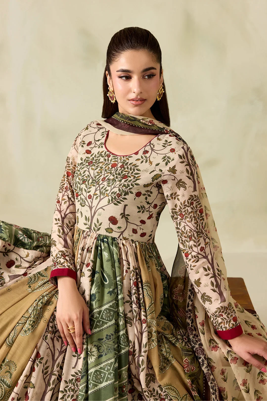 MP1326 - Baroque - Winter 3PC Karandi Digital Print Frock Dress