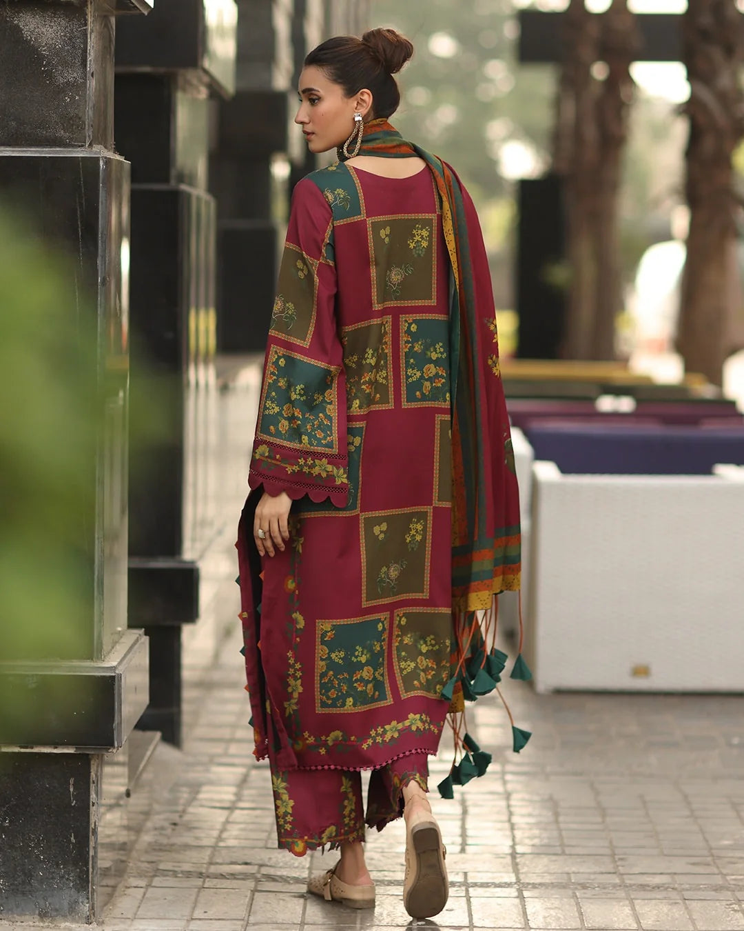 MP33100- Charizma - Winter 3PC Karandi Digital Print Dress