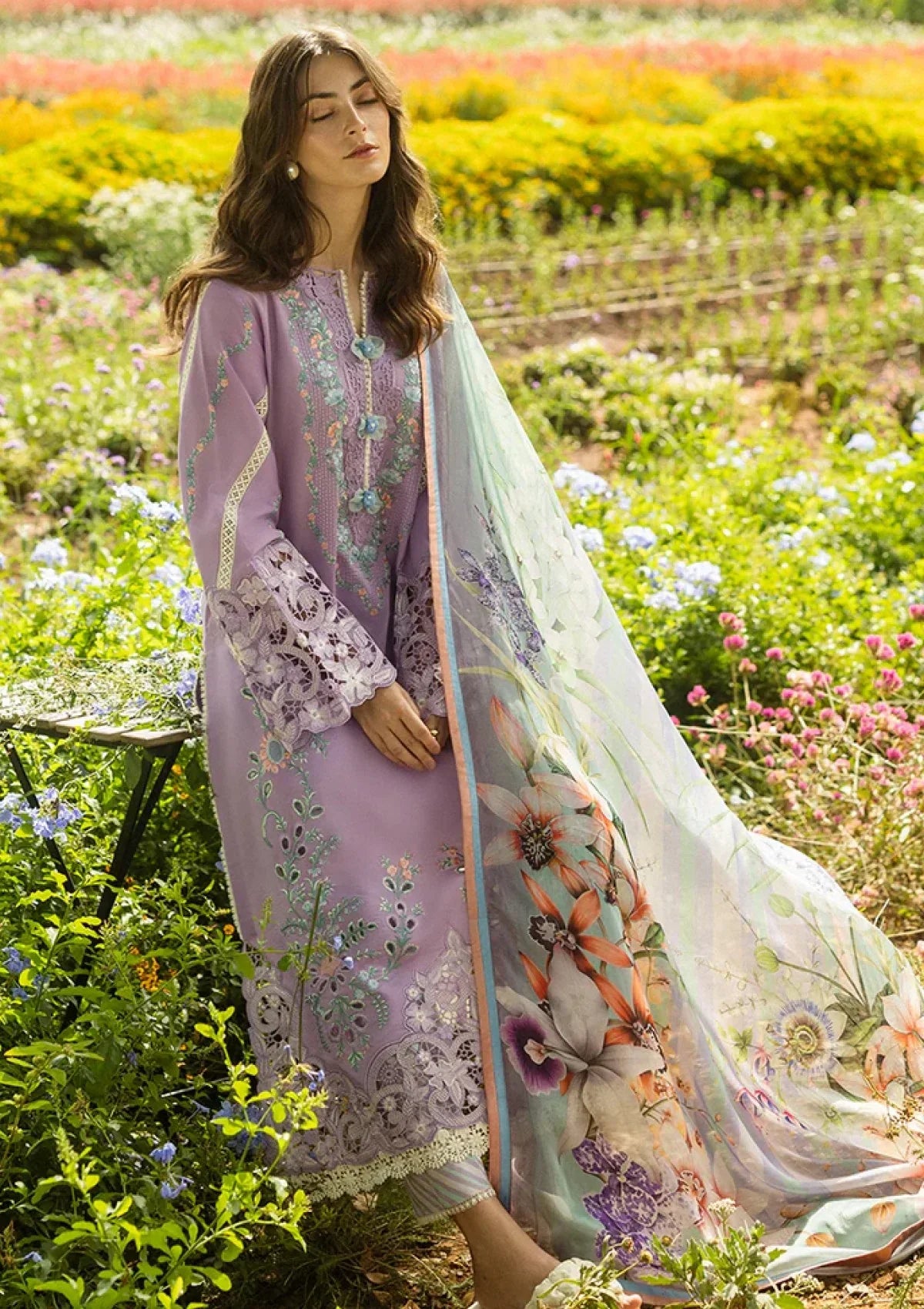 MP1078 Mushq - 3PC Lawn Embroidered Suit - Rs.9,000.00 Rs.4,999.00