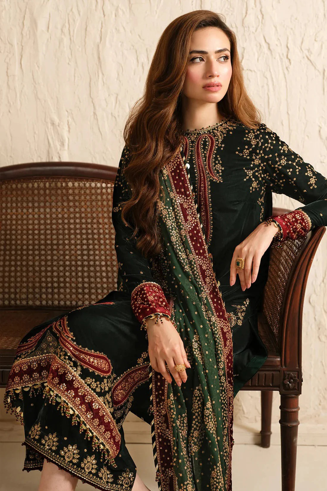 MP1102- Velvet Winter Embroidered 3 Piece Dress With Organza Printed Dopata