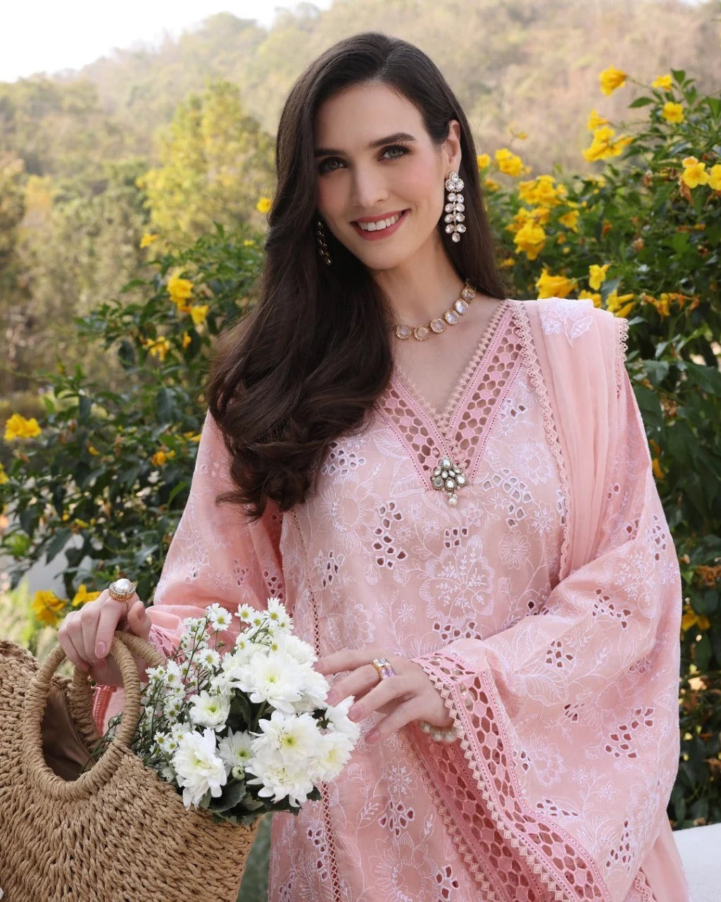 MP2045 - Bareeze Embroidered 3 Piece lawn dress with embroidered chiffon dupatta