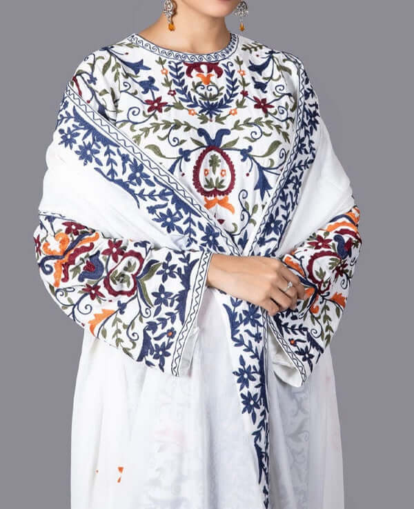 MP232-Embroidered 3pc Lawn dress with embroidered Chifoon Dupatta