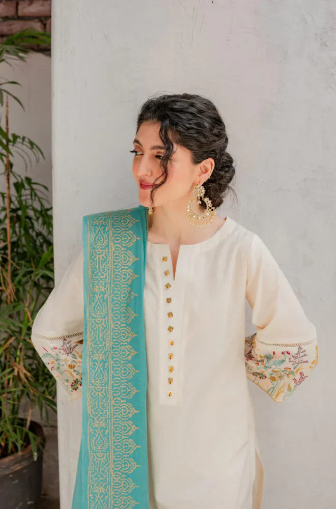 MP908-WINTER 3PC Unstitched Dhannak Embroidered suit with Printed Shawll