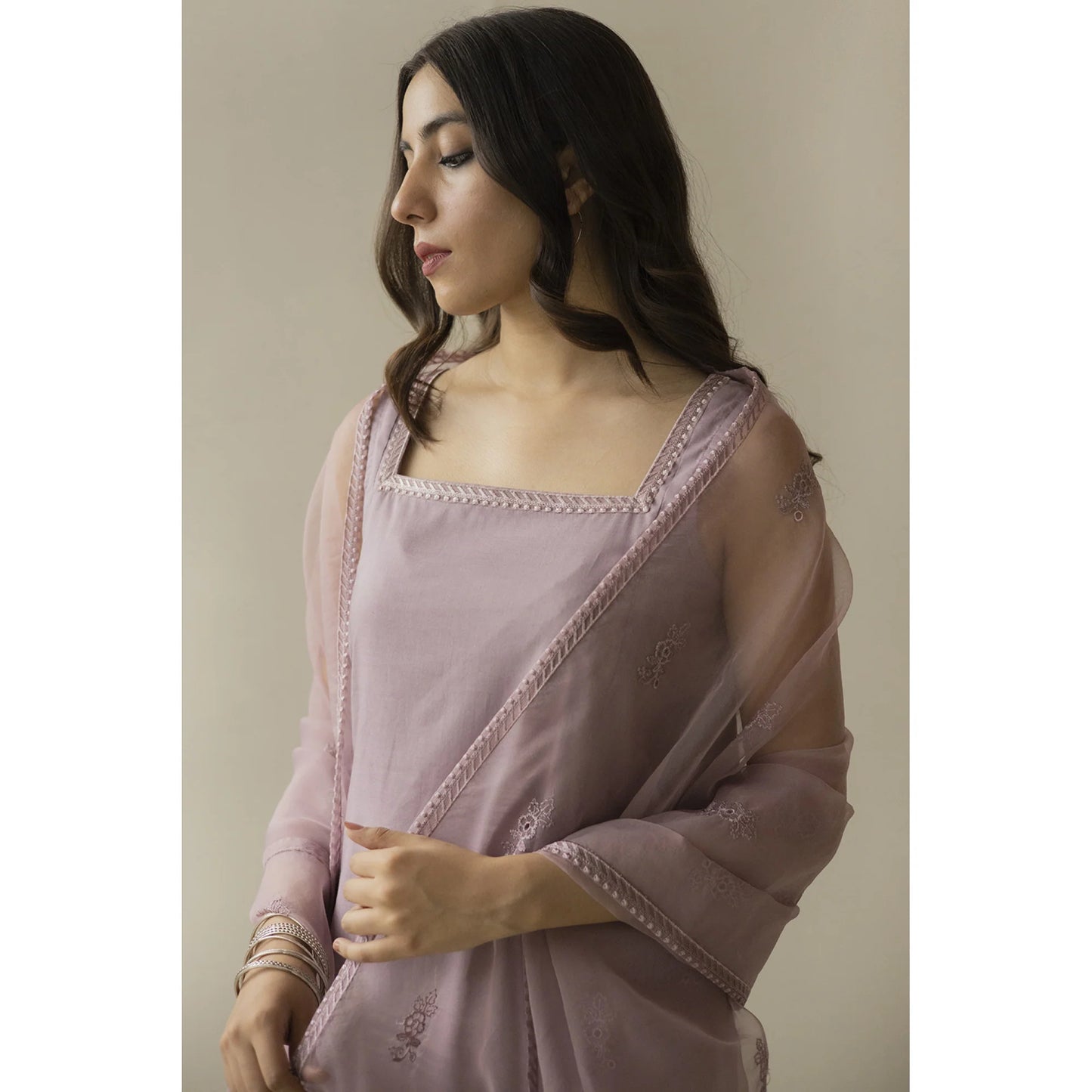MP1178 - Summer 3PC Lawn Embroidered Suit