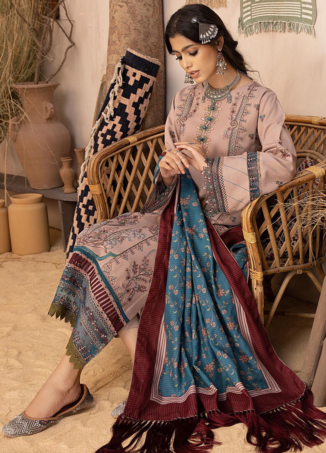 mp 3350 Bin ilyas - Winter 3PC Dhanak Embroidered Suit