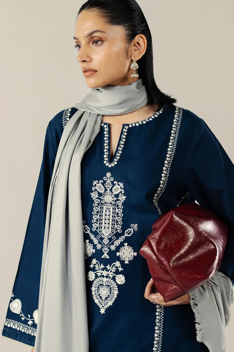 MP33122 - ZARA SHAHJAHAN  - WINTER 3PC DHANAK EMBROIDERED WITH DHANAK EMBROIDERED SHAWL