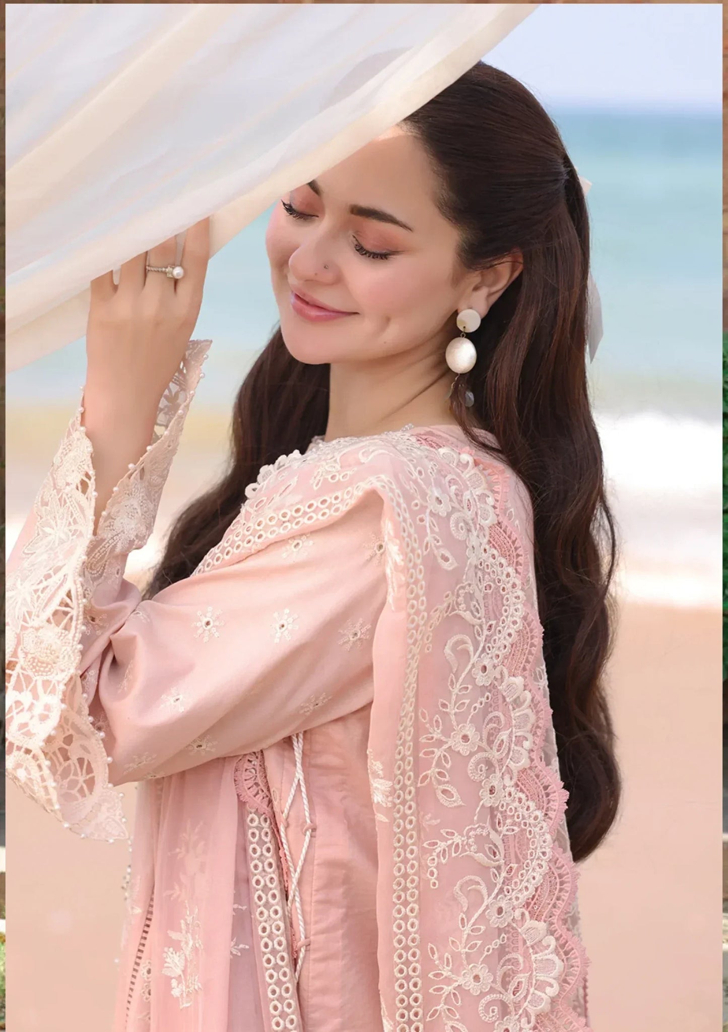 MP1042 - Imrozia Serene Hania Luxury Lawn 3Pc Suit