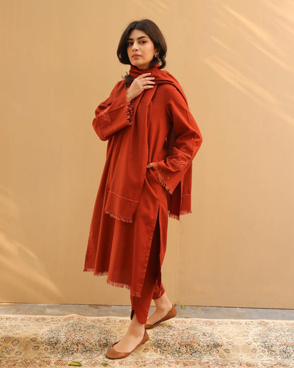 MP565-WINTER 3PC Dhannak Embroidered Suit with Dhanak Embroidered Shawll