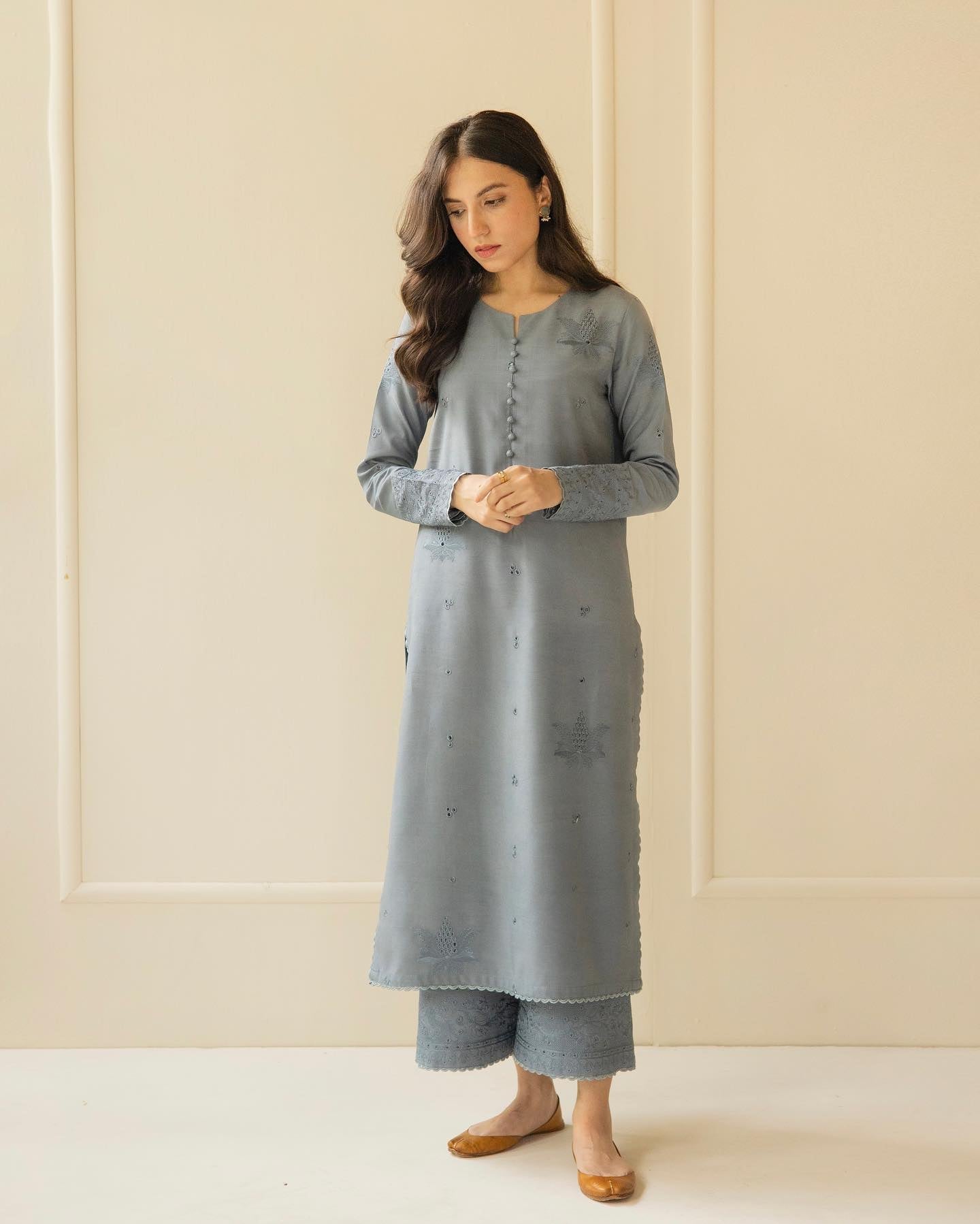 MP730-SUMMER 3PC Lawn Embroidered Shirt With Organza Embroidered Dupatta