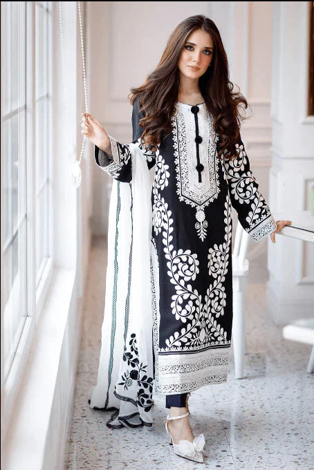 MP513 - 3PC Lawn Embroidered Shirt With Embroidered Chiffon Dupatta