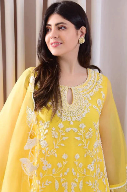 MP242-3PC Lawn Embroidered Shirt With Organza Embroidered Dupatta