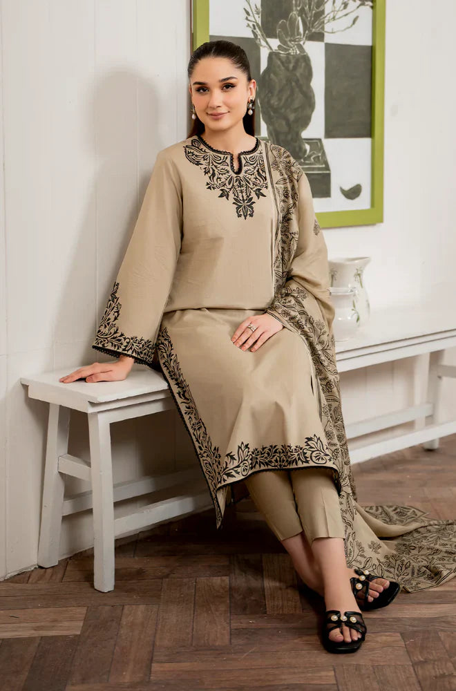MP913-WINTER 3PC Dhannak Embroidered suit with Printed Shawll