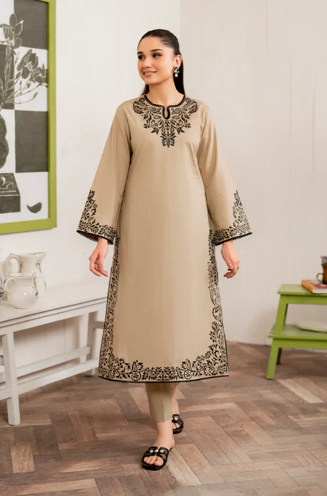 MP913-WINTER 3PC Dhannak Embroidered suit with Printed Shawll