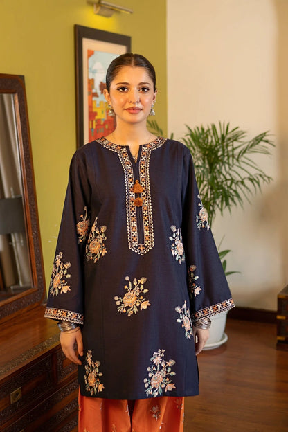 MP2026 - URGE PRET CHAAND EMBROIDERED 2Pc SUMMER LAWN FARSHI SHALWAR
