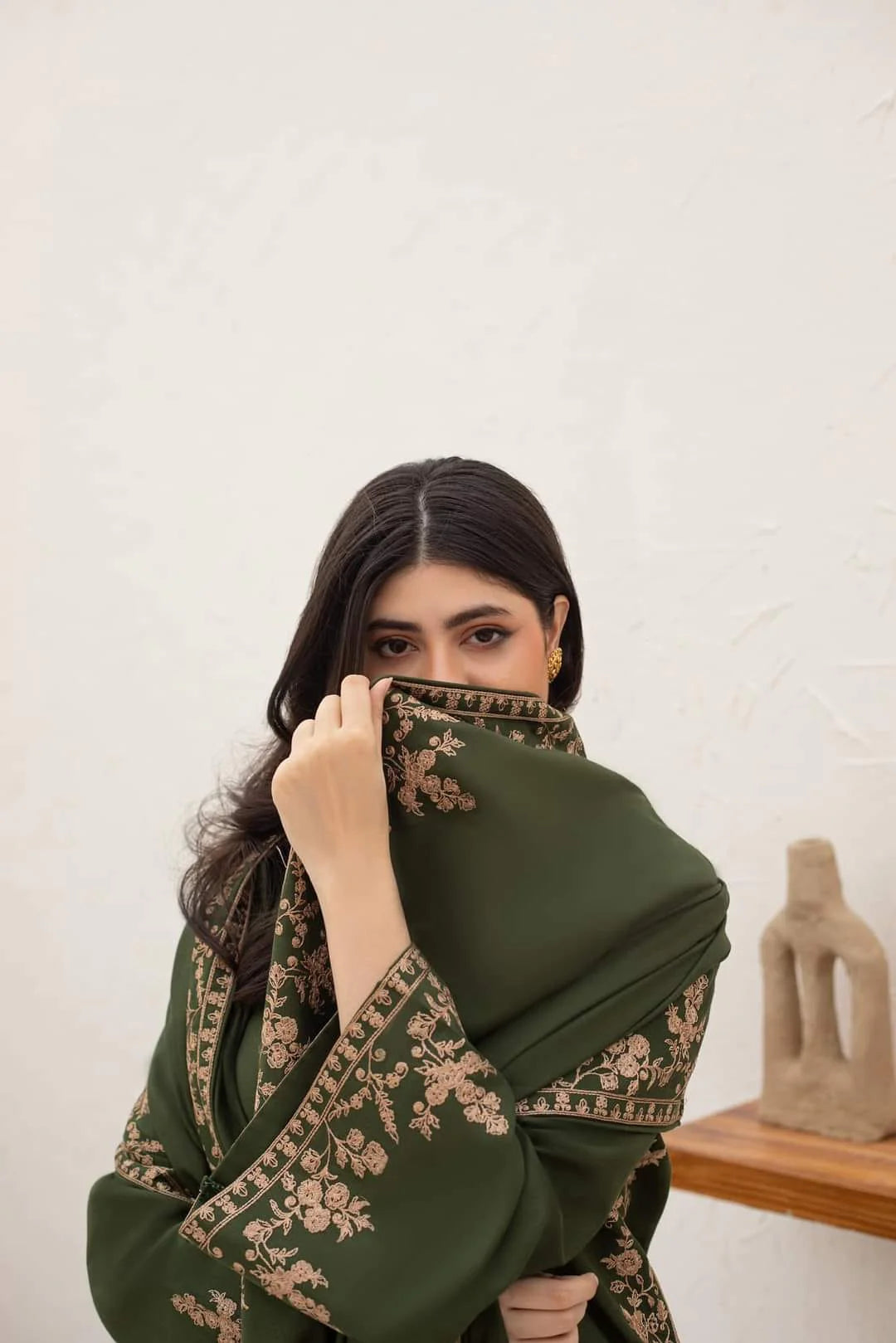 MP3340 - Agha Noor - Winter 3PC Dhanak Embroidered Suit
