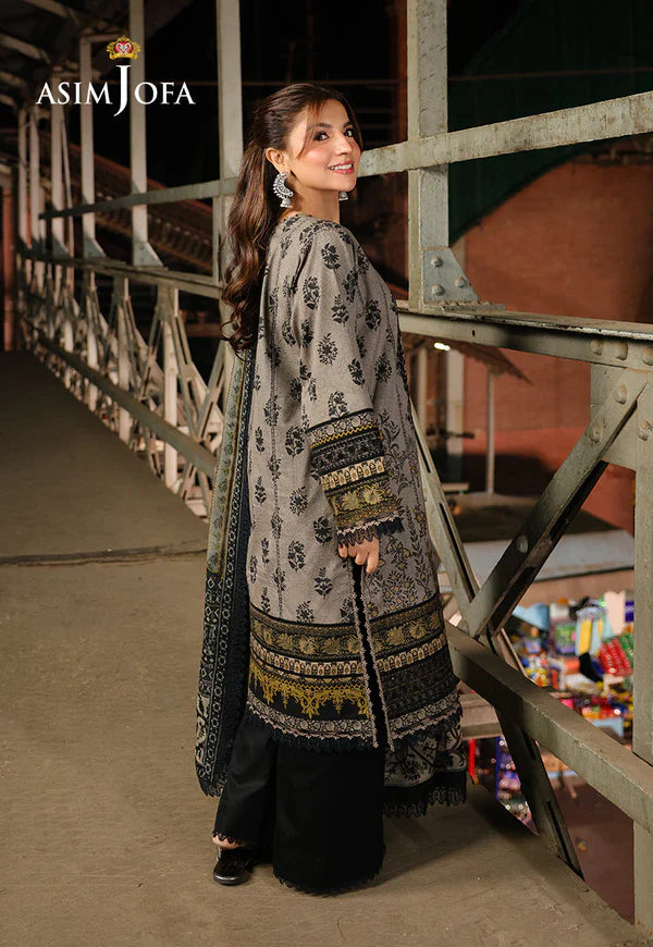 MP33410 - Asim Jofa - Winter 3PC Karandi Digital Print Dress