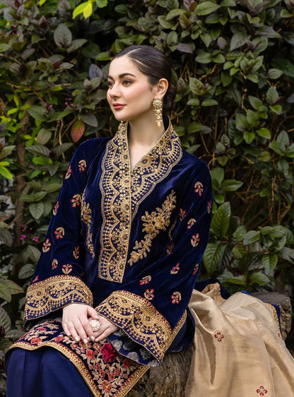 m3357 Baroque - Embroidered Velvet 3piece suit