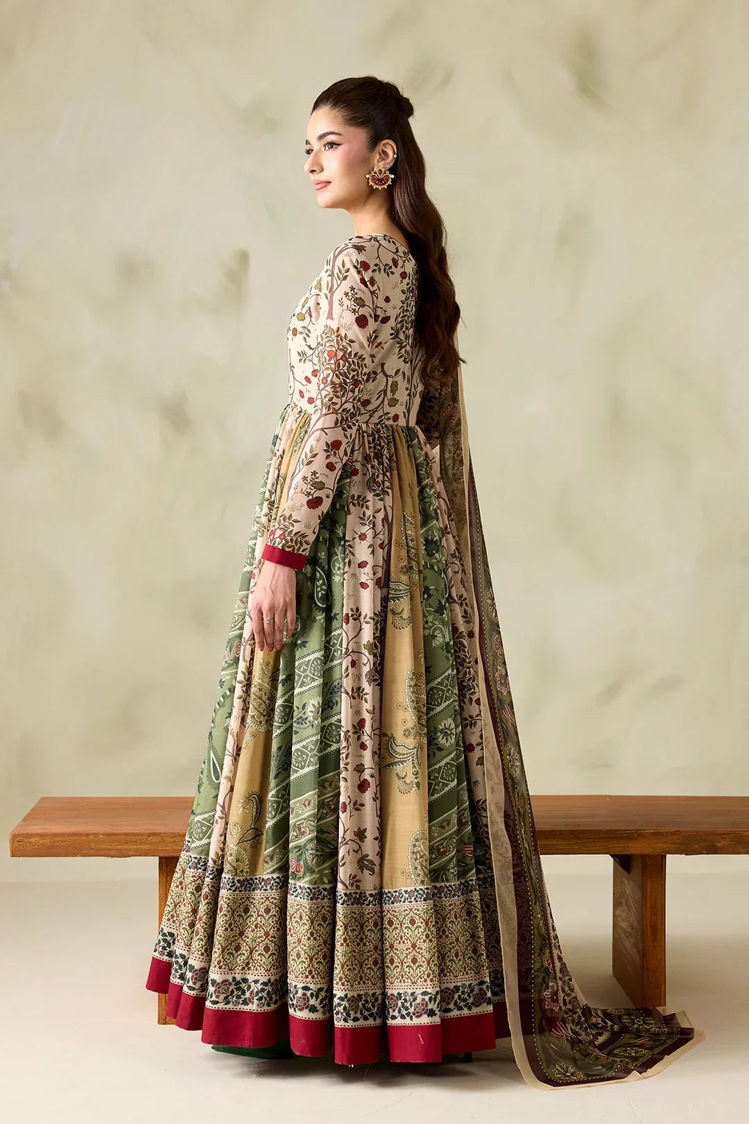 MP1326 - Baroque - Winter 3PC Karandi Digital Print Frock Dress