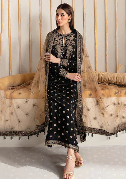 MP2020  Baroque Embroidered Velvet 3piece suit - Rs.12,000.00 Rs.6,499.00