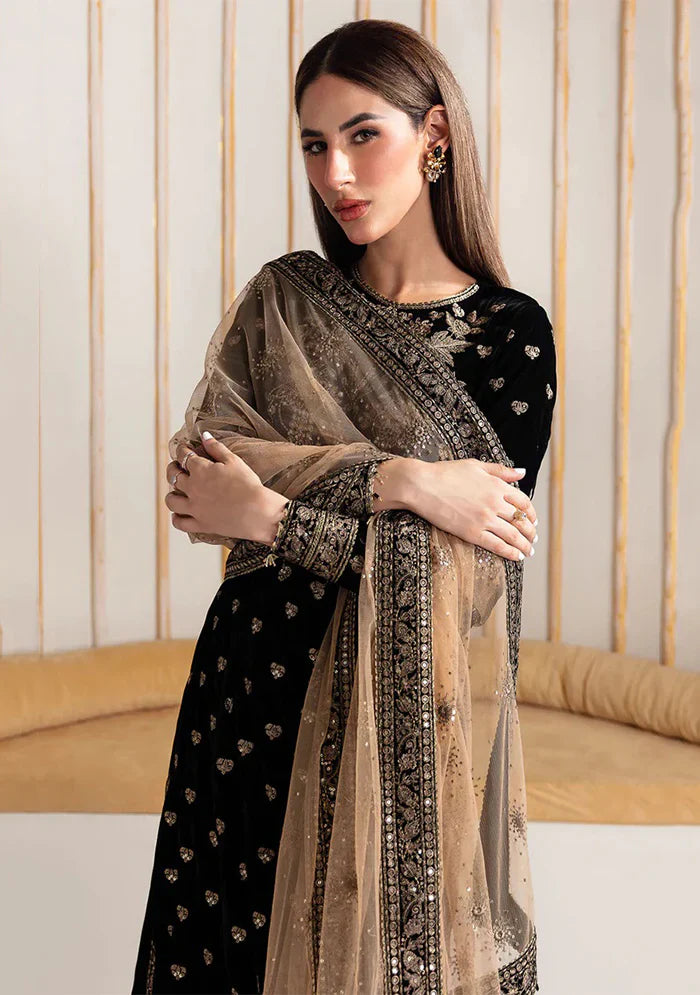 MP2020  Baroque Embroidered Velvet 3piece suit - Rs.12,000.00 Rs.6,499.00