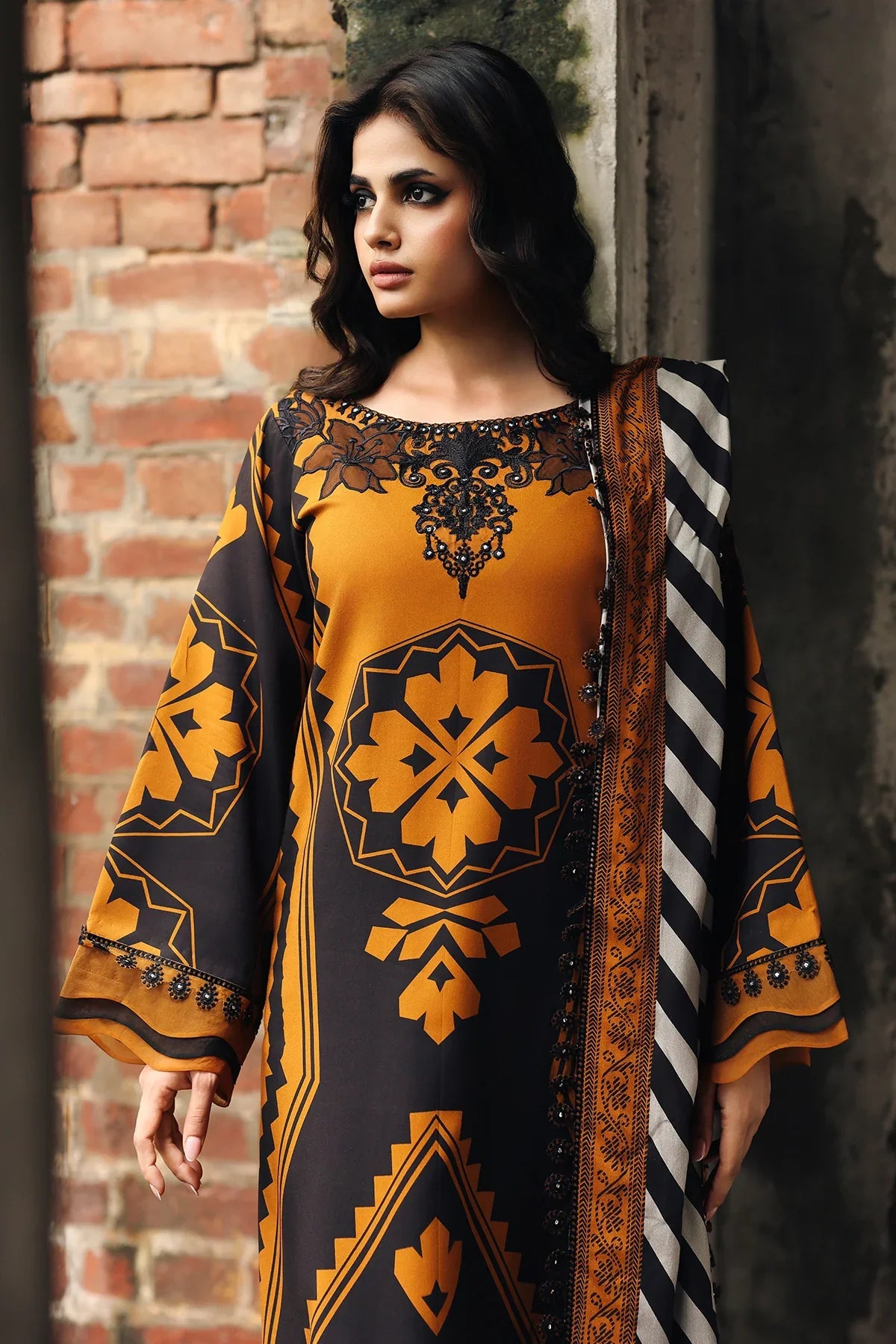 MP33421-Charizma - Winter 3PC Karandi Digital Print Dress