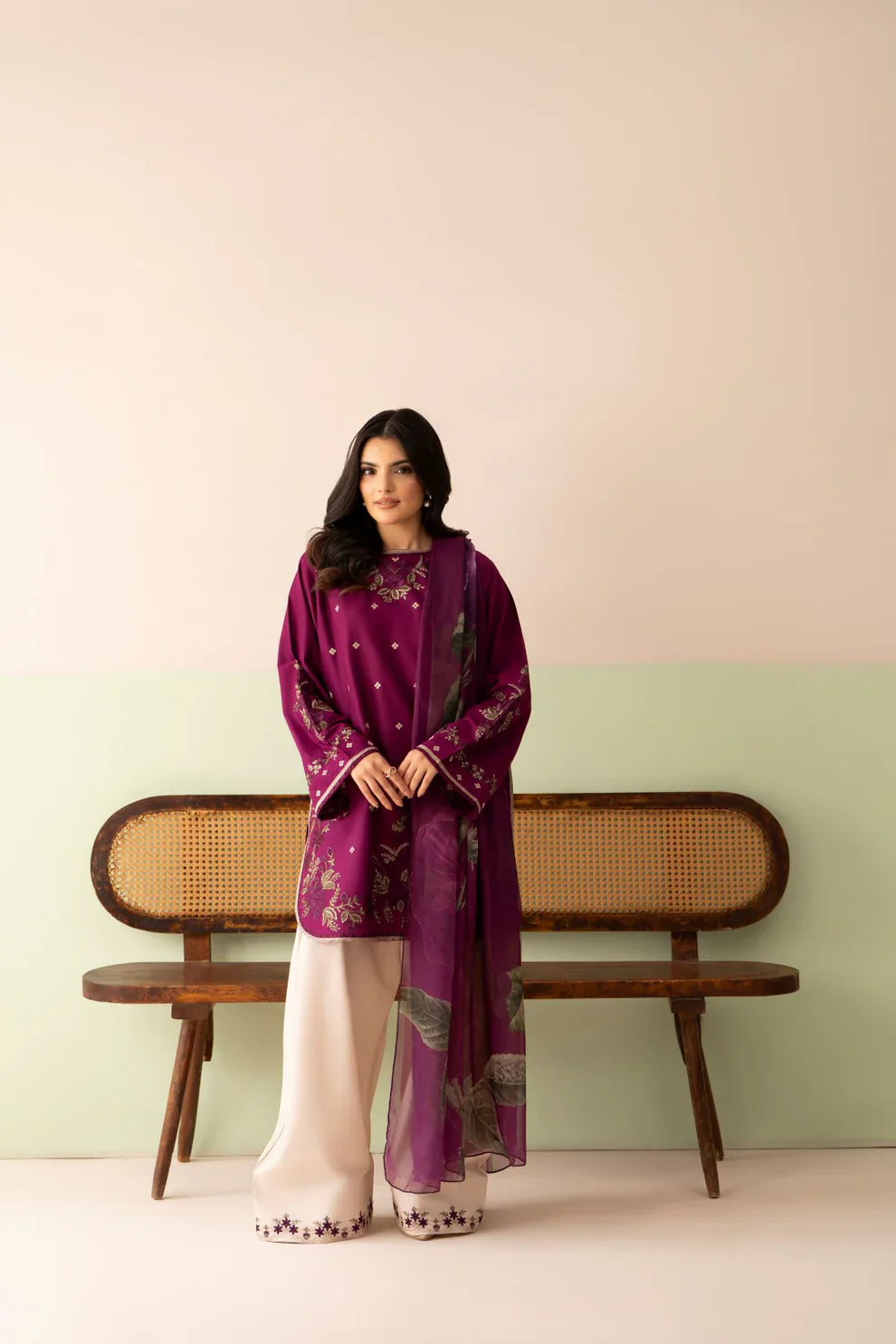 MP1207 - Baroque - Summer-3PC Lawn Embroidered Suit