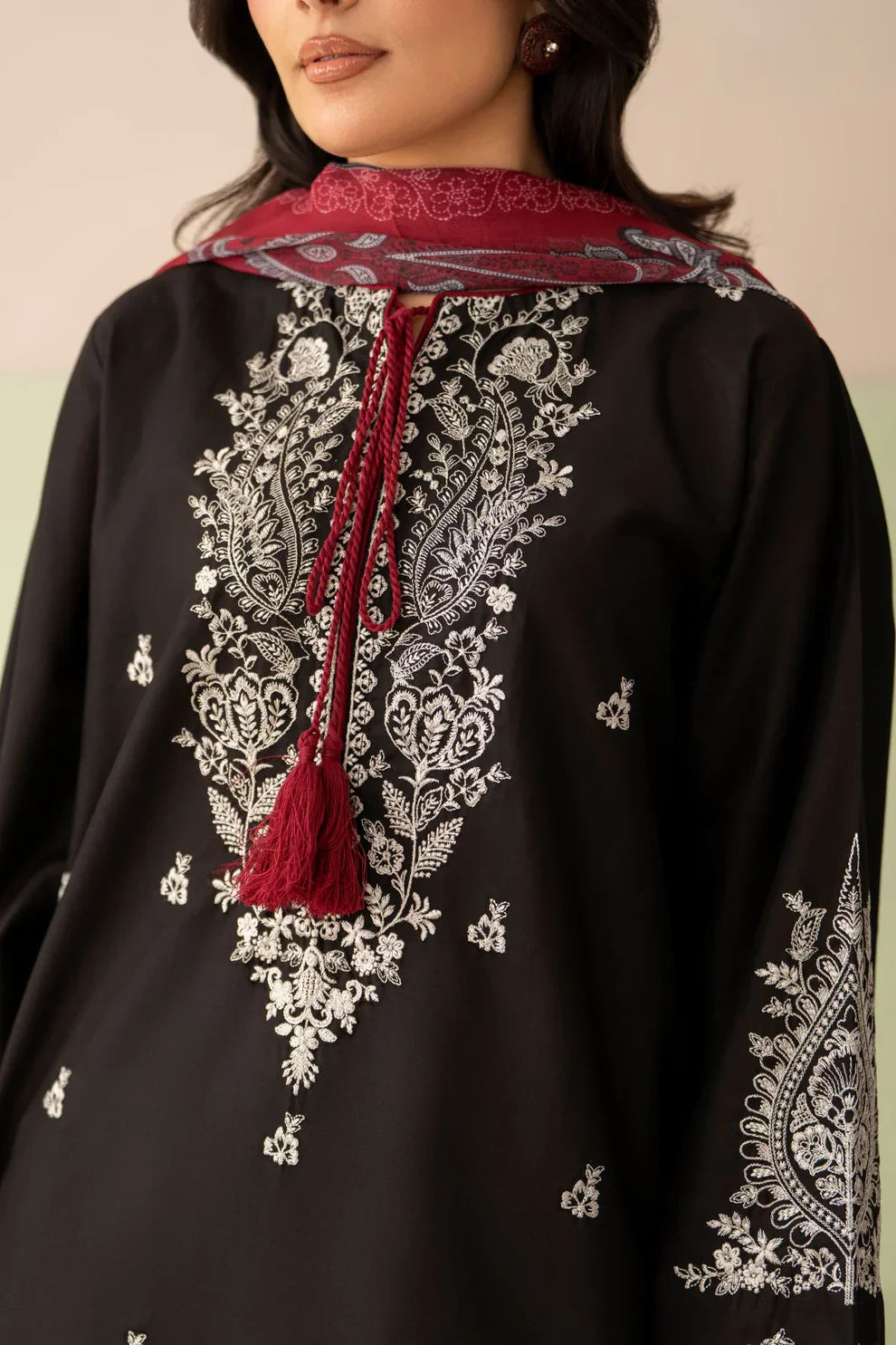 MP1208 - Baroque - Summer-3PC Lawn Embroidered Suit