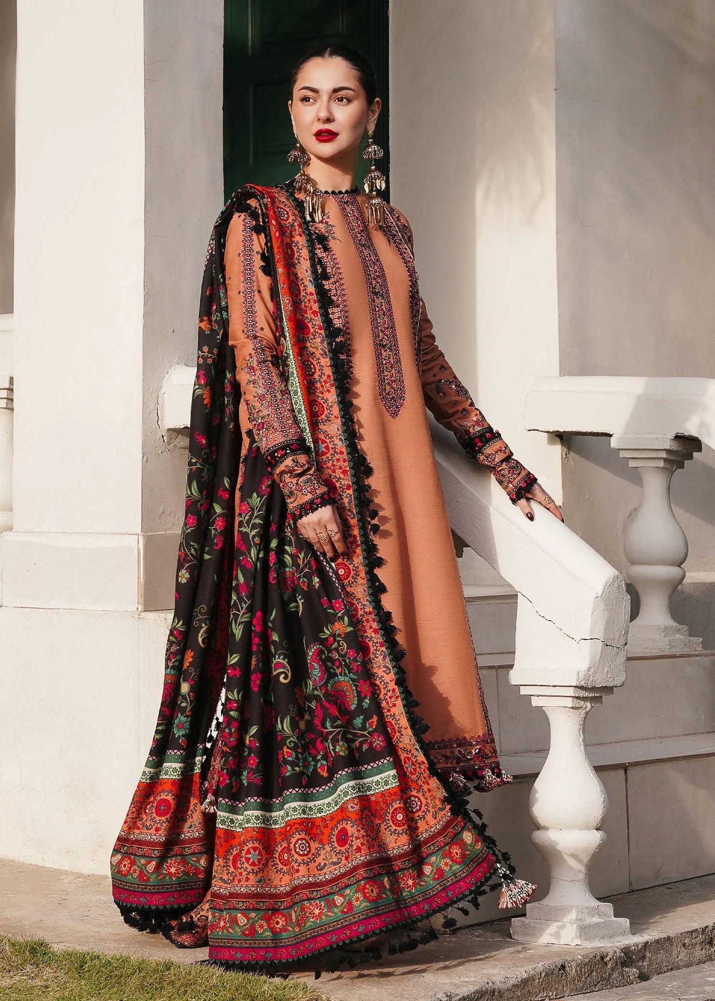 Mp3315 - Hussain Rehar - Winter 3PC Dhanak Embroidered Suit