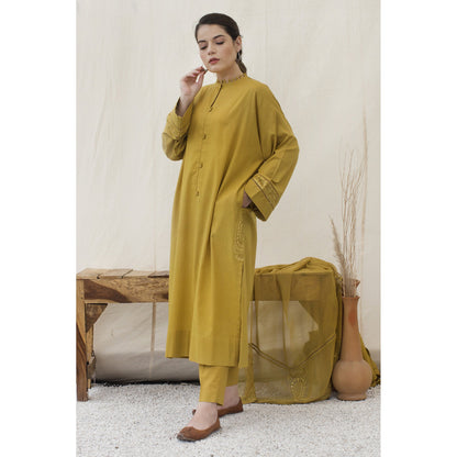 MP777-SUMMER 3PC Lawn Embroidered Shirt With Chiffon Embroidered Dupatta