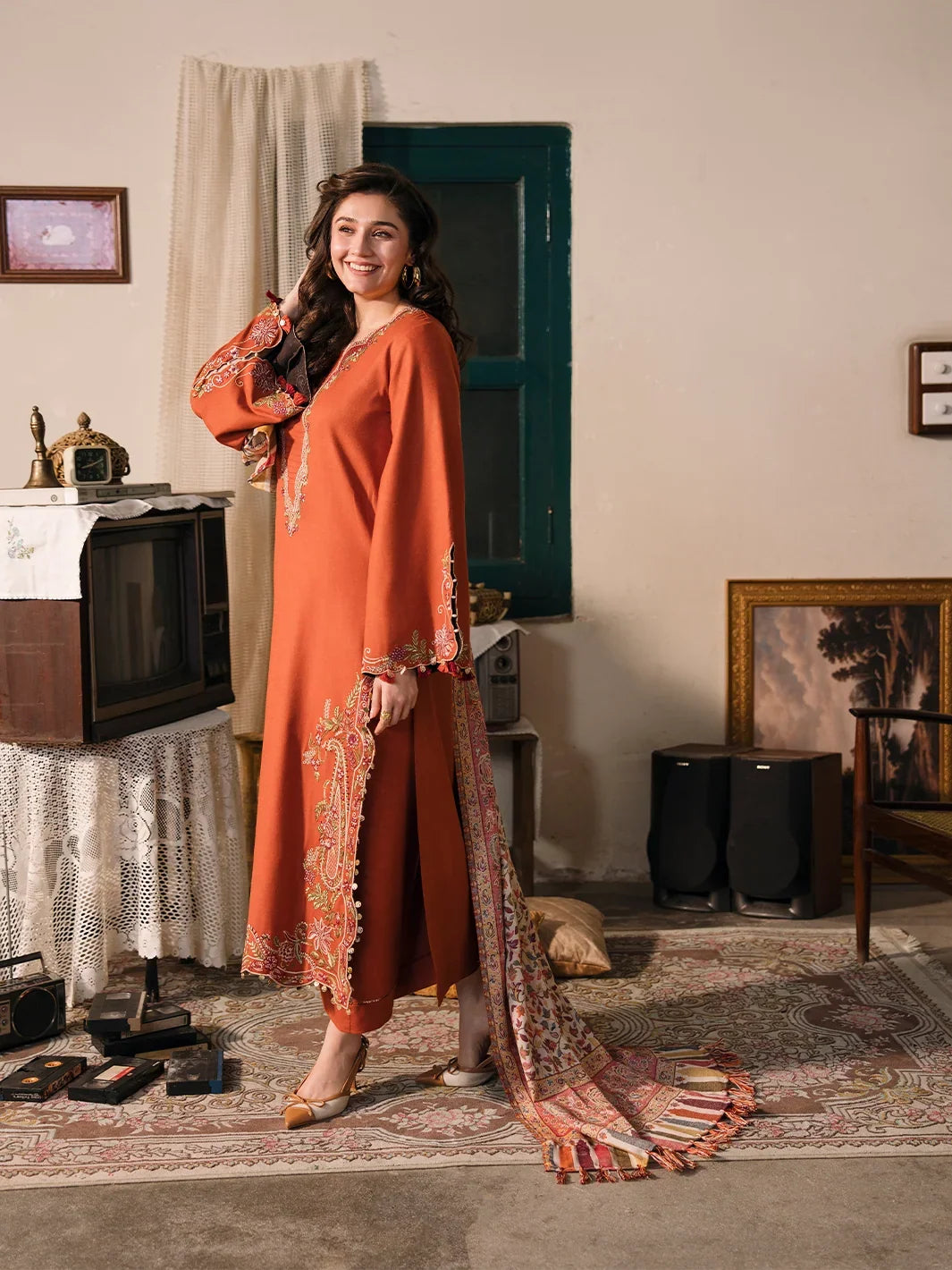 MP1357 - Izel - Winter 3PC Dhanak Embroidered Suit