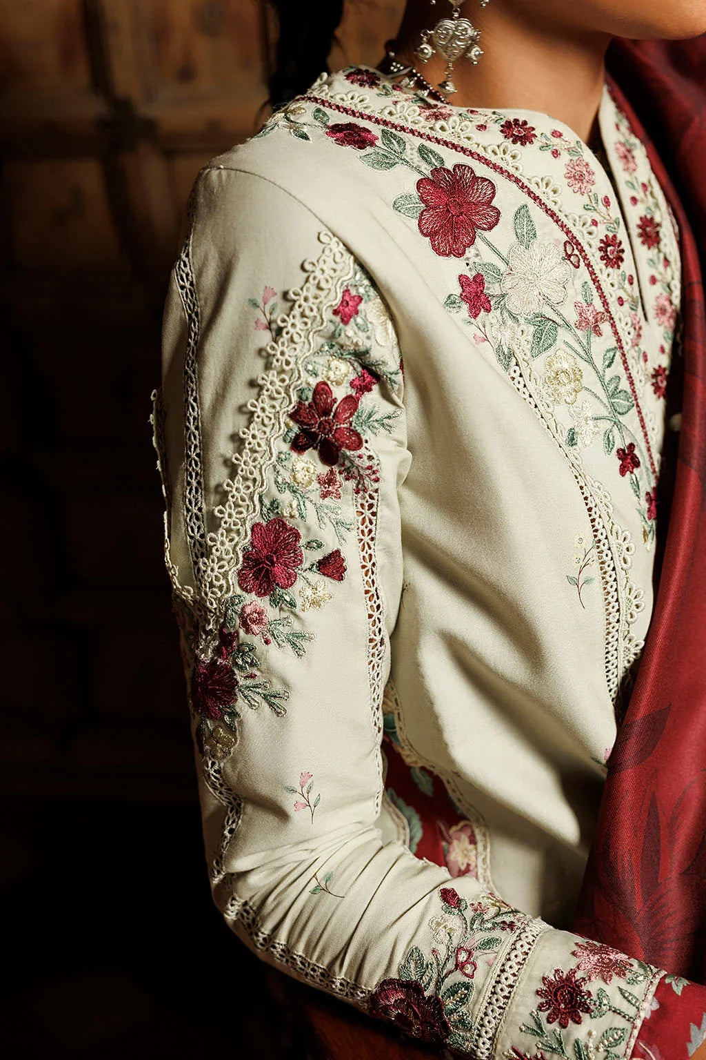 MP1331 - Iznik - Winter 3PC Dhanak Embroidered Suit