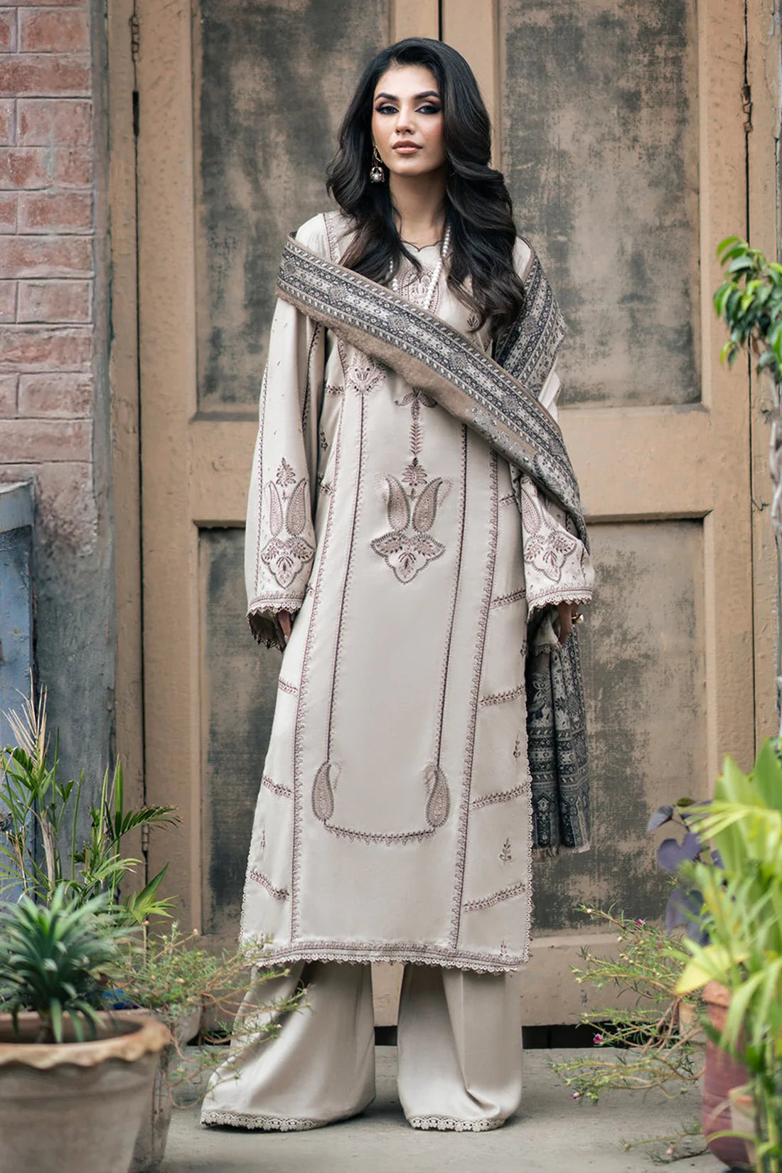 MP1117 - Jazmin - Winter 3PC Dhanak Embroidered Suit