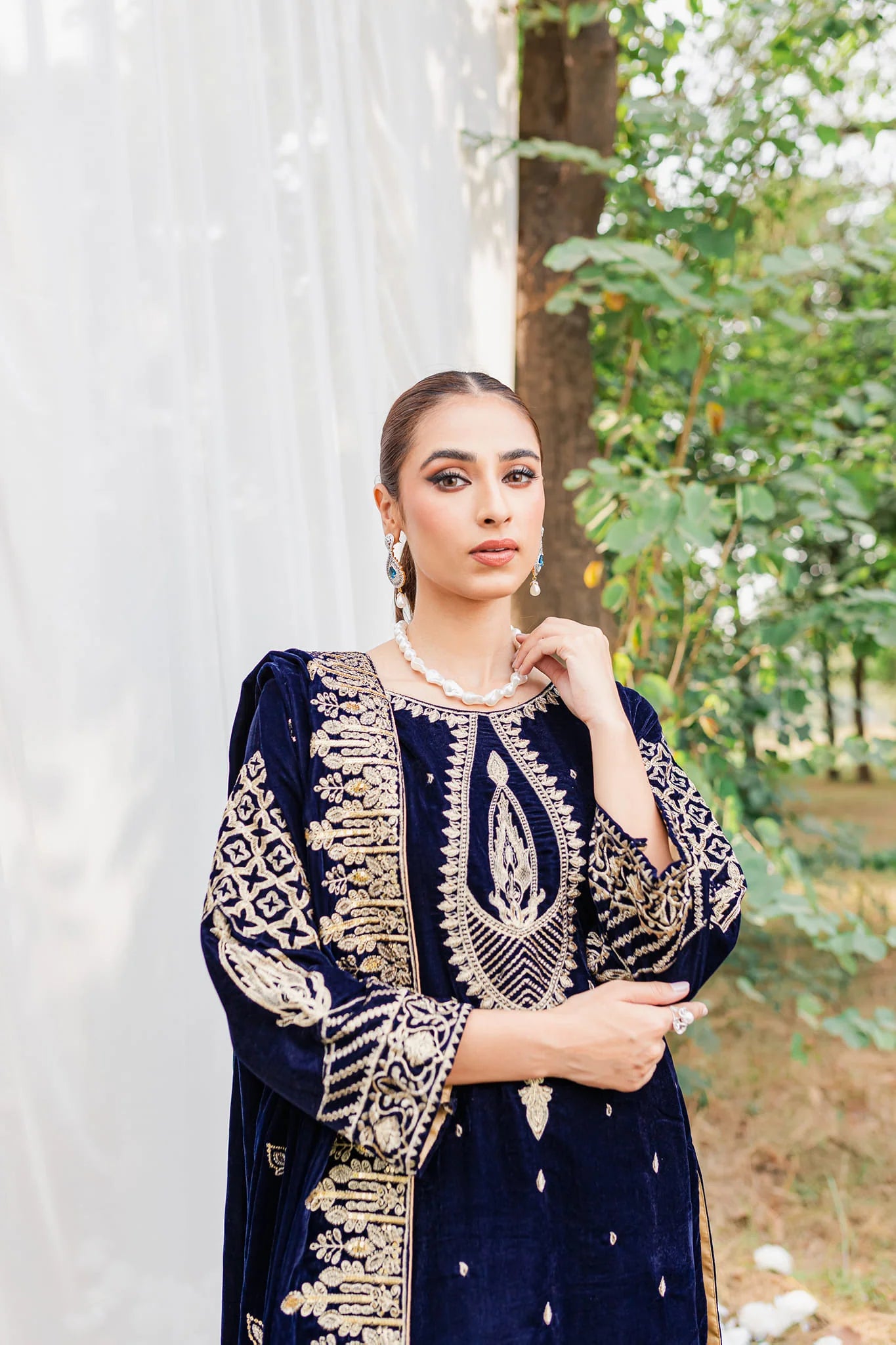 MP1110 - Winter Unstitched 3PCs Velvet Embroidered Dress  Premium Velvet Embroidered Shawl Premium Shamoz Silk Trouser Premium & High Quality