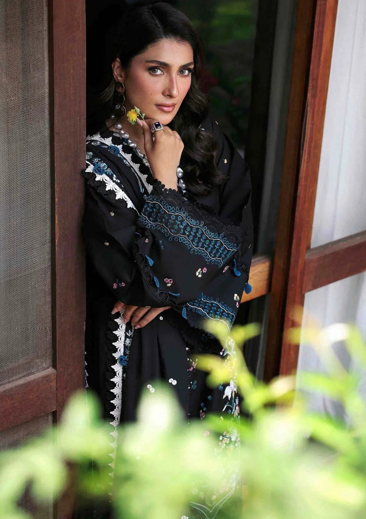 Mp3321 - Mohagni - Winter 3PC Dhanak Embroidered Suit