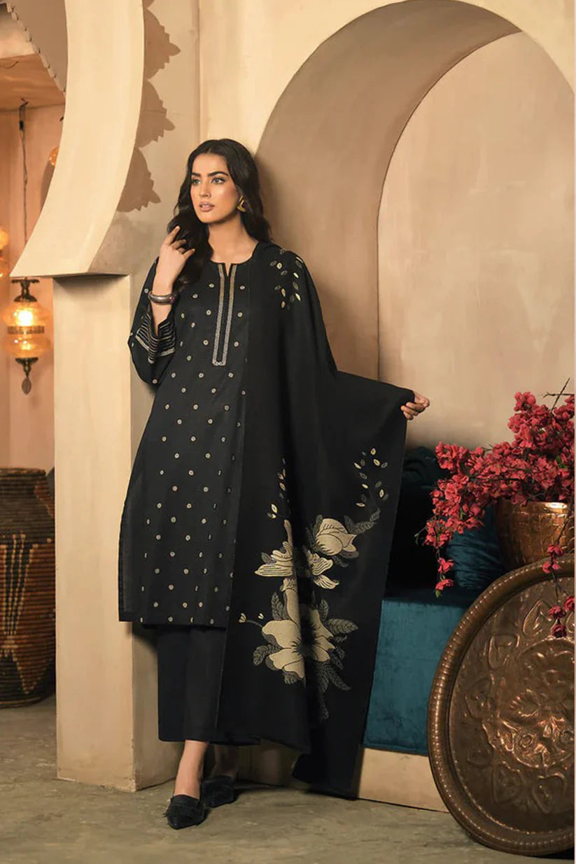 MP916-3PC Winter Dhannak Embroidered suit with Printed Shawl