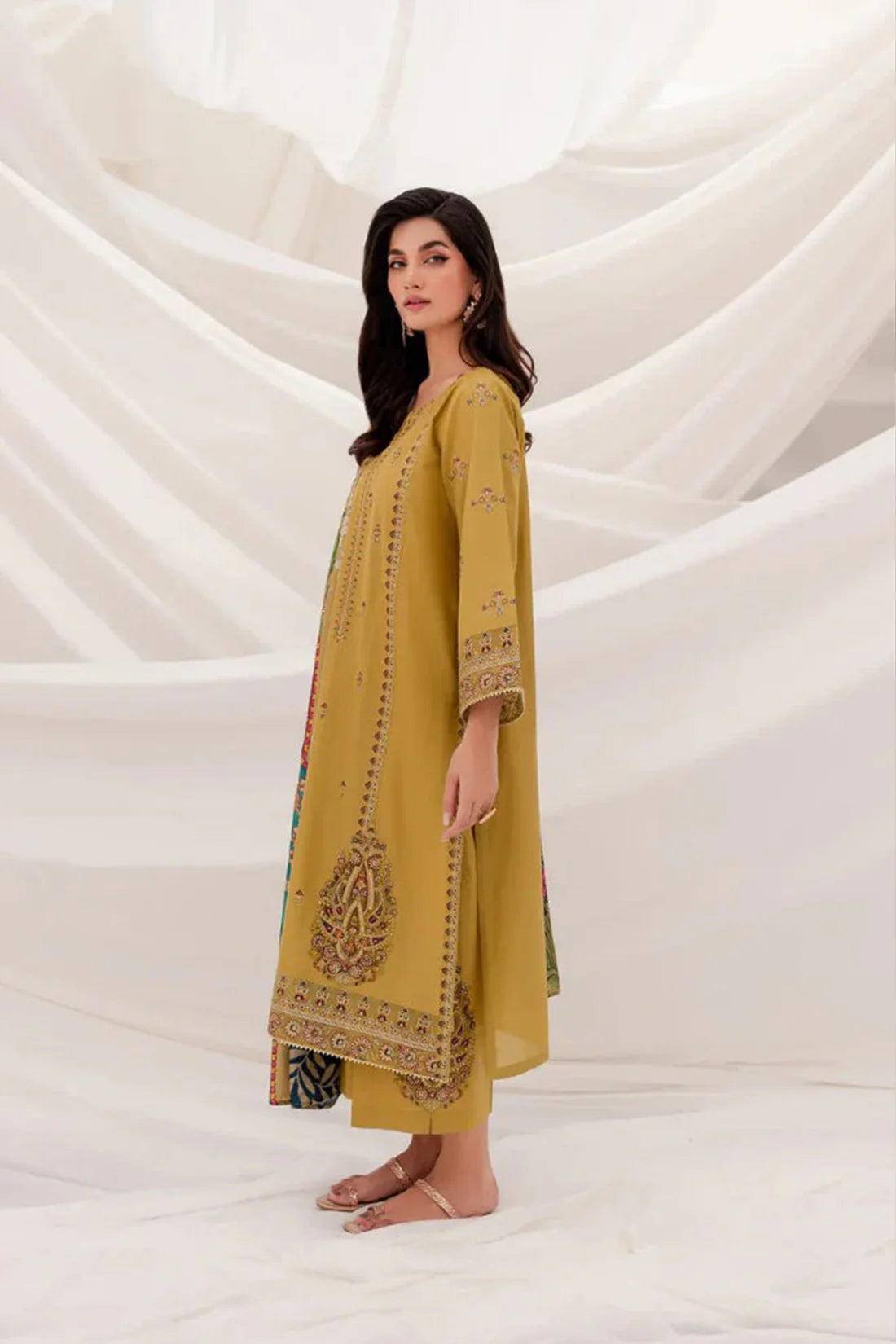 MP940-WINTER 3PC Dhannak Embroidered suit with Printed Shawll