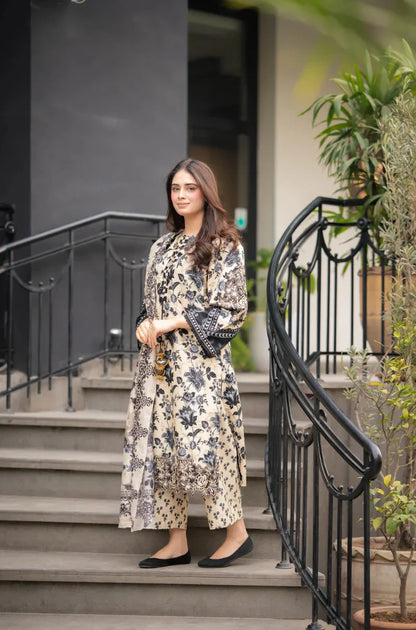 MP3389-Sapphire - Winter 3PC Karandi Digital Print Dress