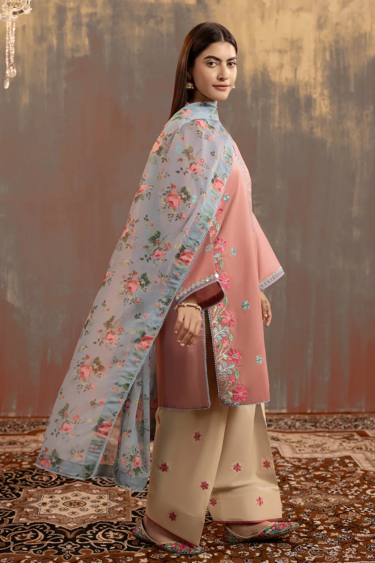 MP1192 - Summer-3PC Lawn Embroidered Suit