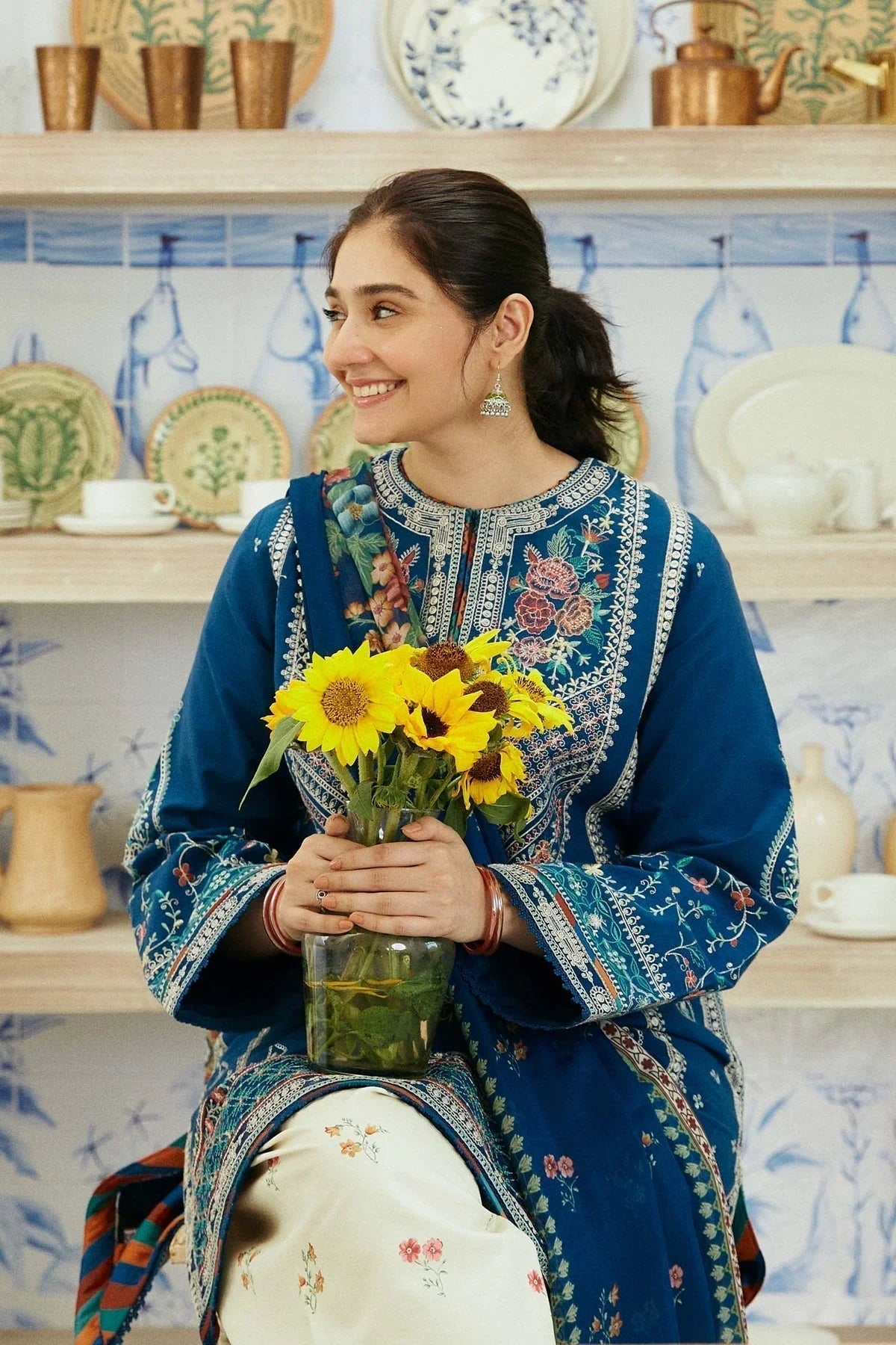 MP1196 - Summer-3PC Lawn Embroidered Suit