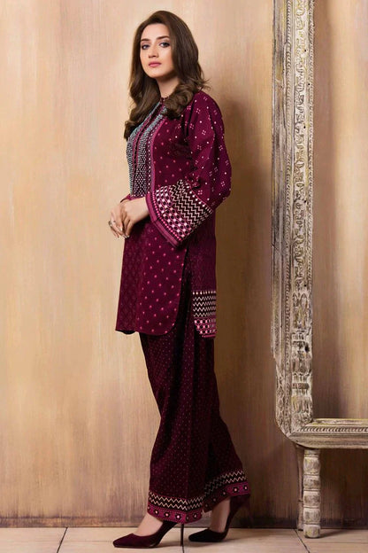 MP015- WINTER Laj wanti 2Pc Embroidered Linen Suite With Fully Embroidered trouser & Patches