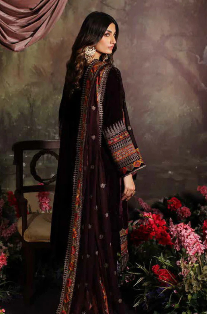 MP1105 - Winter Unstitched 3PCs Embroidered Velvet Dress With Embroidered Organza Dupatta
