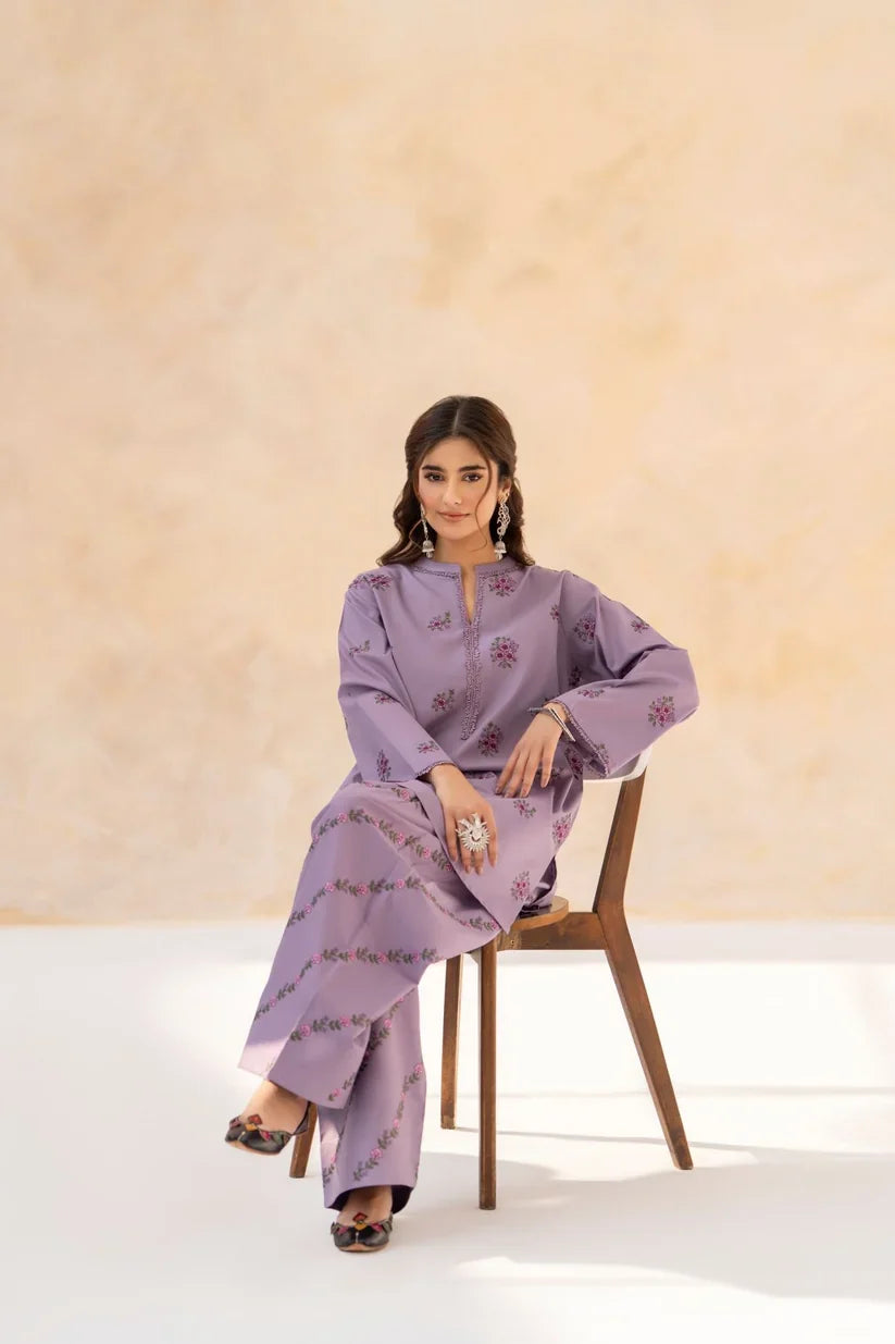 MP1335 - Urge_ Winter 2PC Dhanak Embroidered Suit