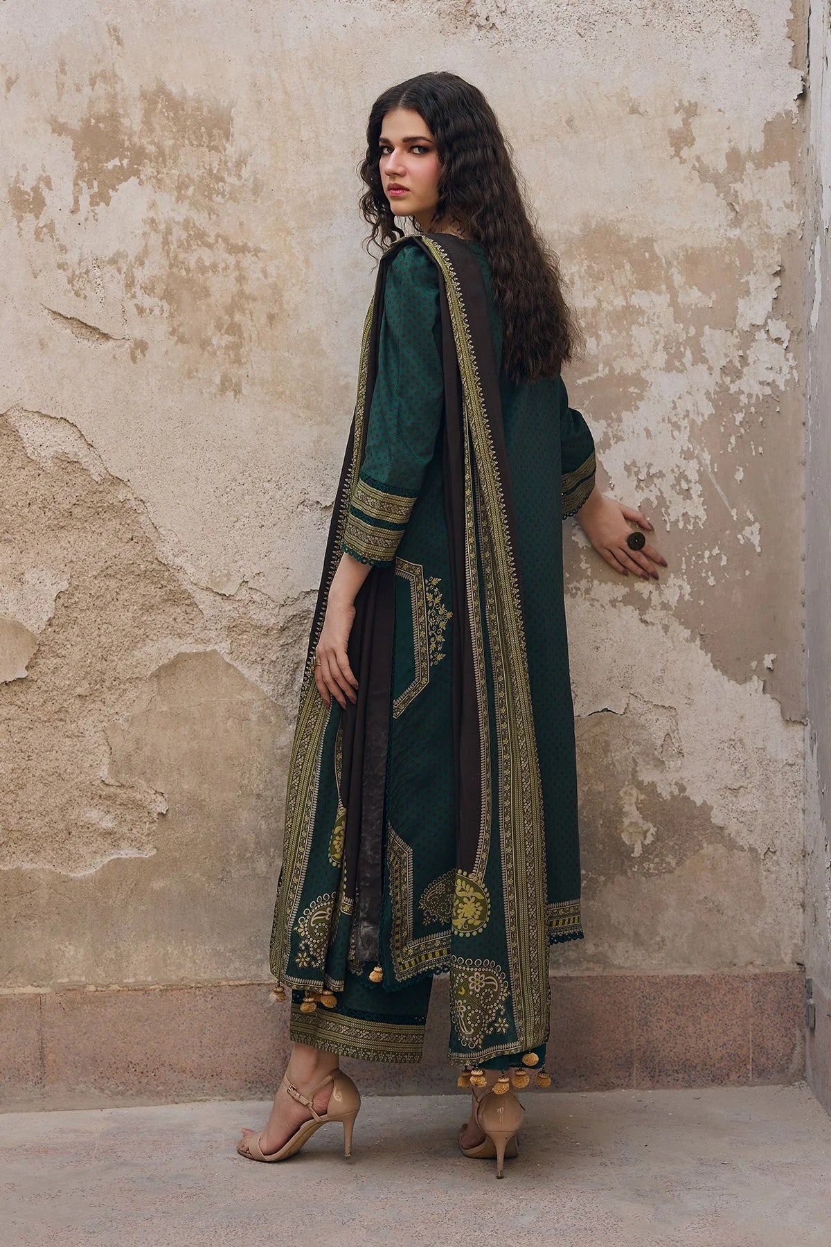 MP33136 - Charizma - Winter 3PC Karandi Digital Print Dress