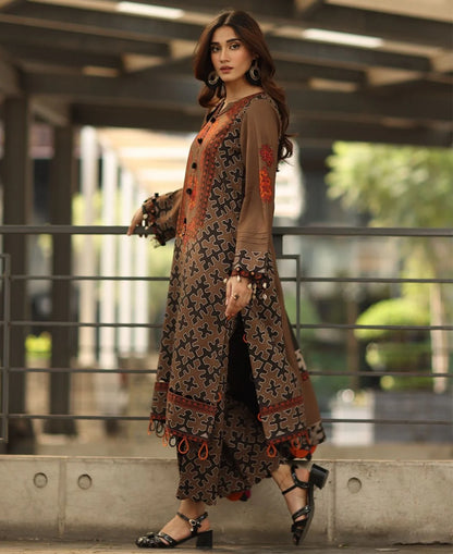 MP1221 - Charizma - Winter 3PC Karandi Digital Print Dress