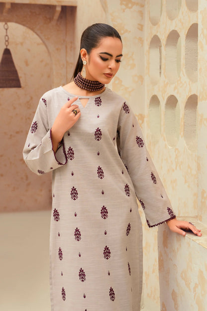 Mp550-Jazmin -winter 3pc Embroidered Suit