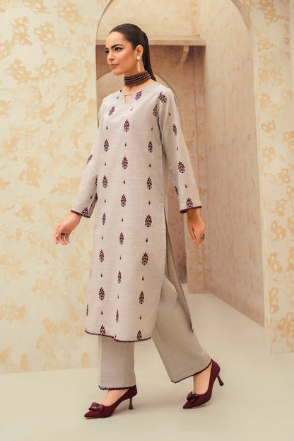 Mp550-Jazmin -winter 3pc Embroidered Suit