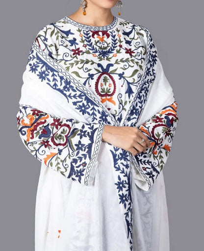 MP232-Embroidered 3pc Lawn dress with embroidered Chifoon Dupatta