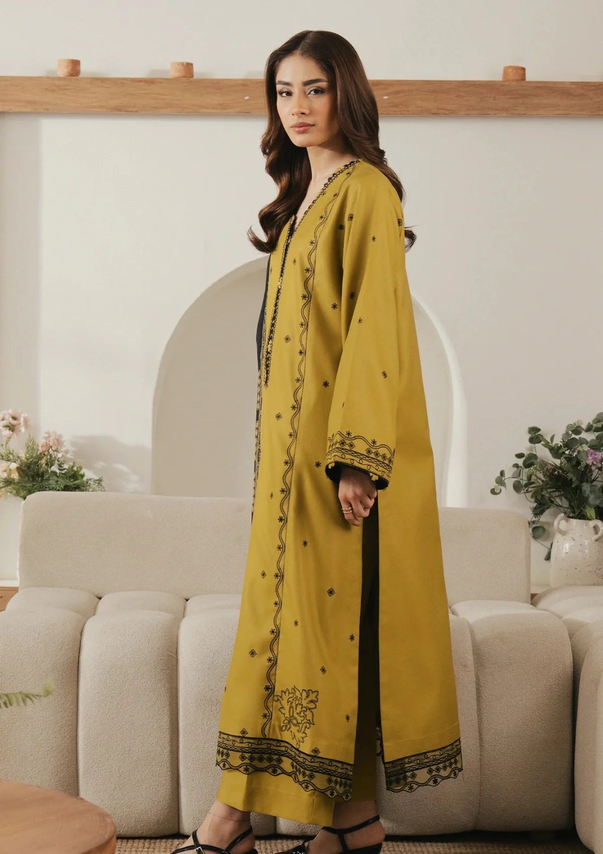 MP33133 - Maliha winter  Embroidered Dhanak Unstitched 25